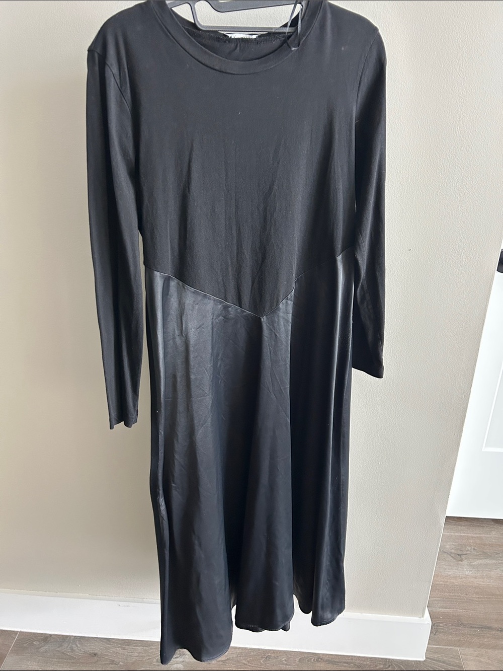 Zara Black Long-Sleeve Midi Dress